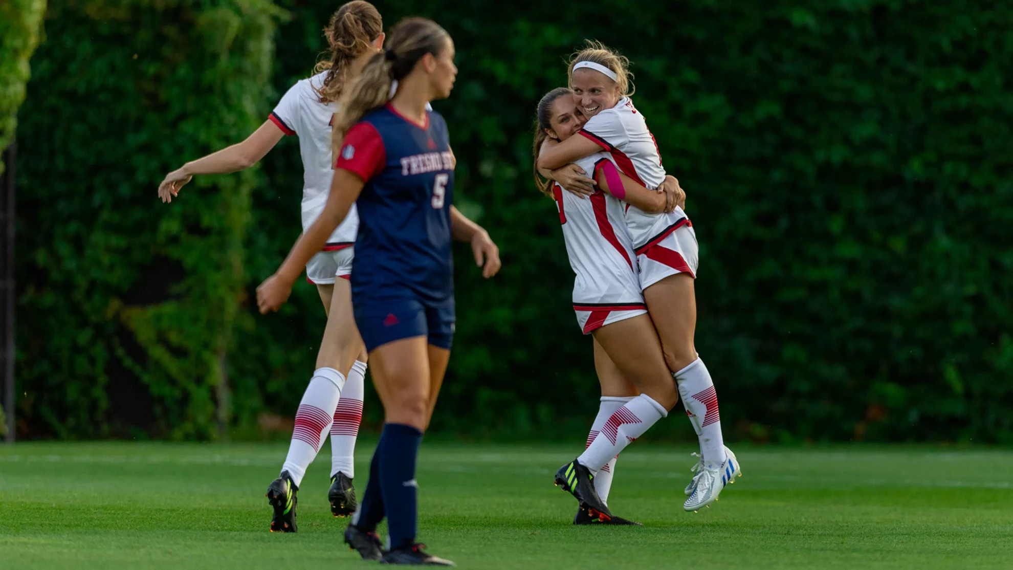 Redhawks Soar to First Win of Season - Seattle University Redhawks ...